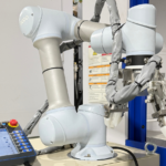 Duco Cobot cấp phôi máy gia công
